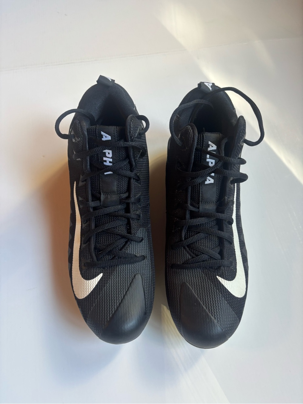 Nike Alpha Menace Football Cleats Black/White US 10.5 Medium, never worn